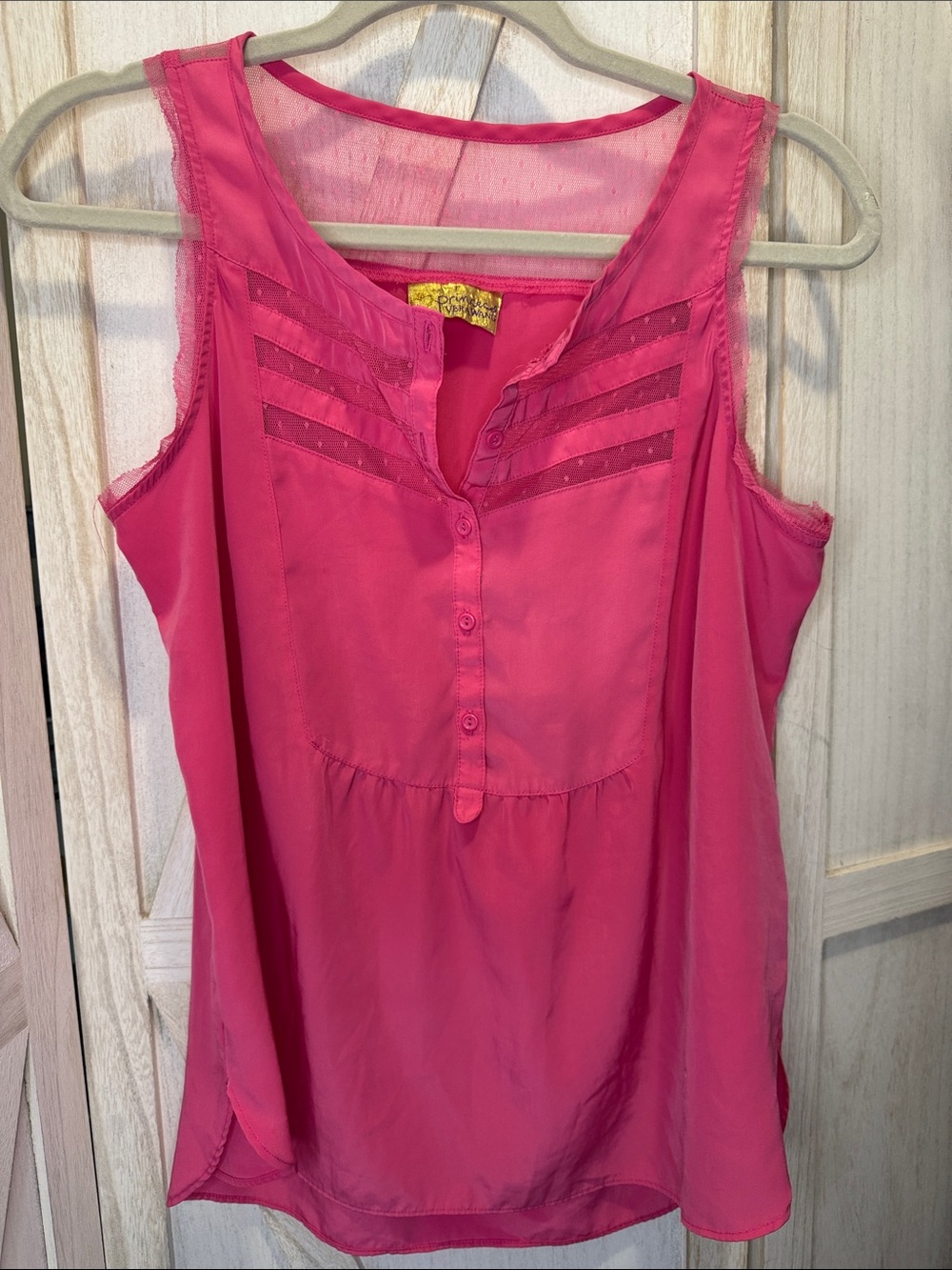 princess vera wang Bright Pink Sleeveless Button-Front Camisole